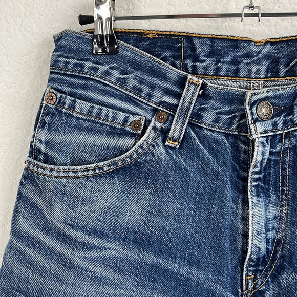 Levi's 507 Denim Cut Off Jean Shorts - Picture 2 of 7